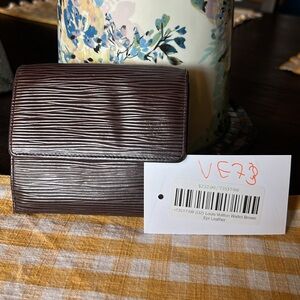 Authentic Louis Vuitton Epi Leather wallet in brown